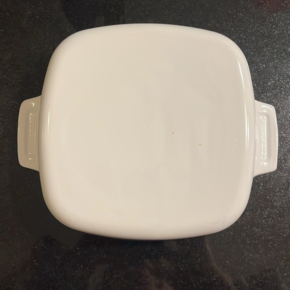 "White" - 1 L / 1 QT CorningWare Casserole with Lid (A-7-C) - Picture 3 of 6